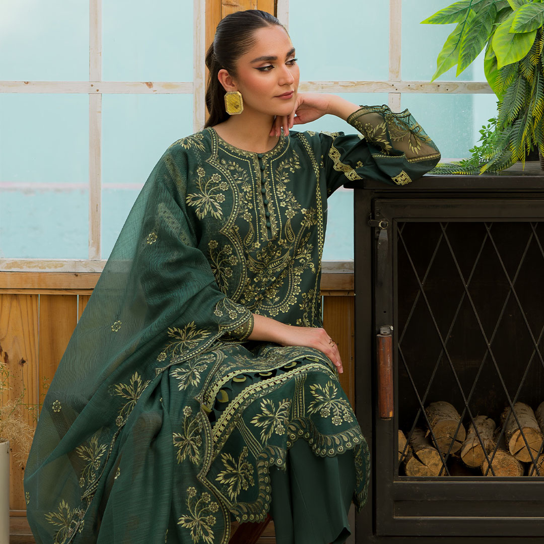 3 Piece – Unstitched Embroidered Khaddar Suit – MPK85001