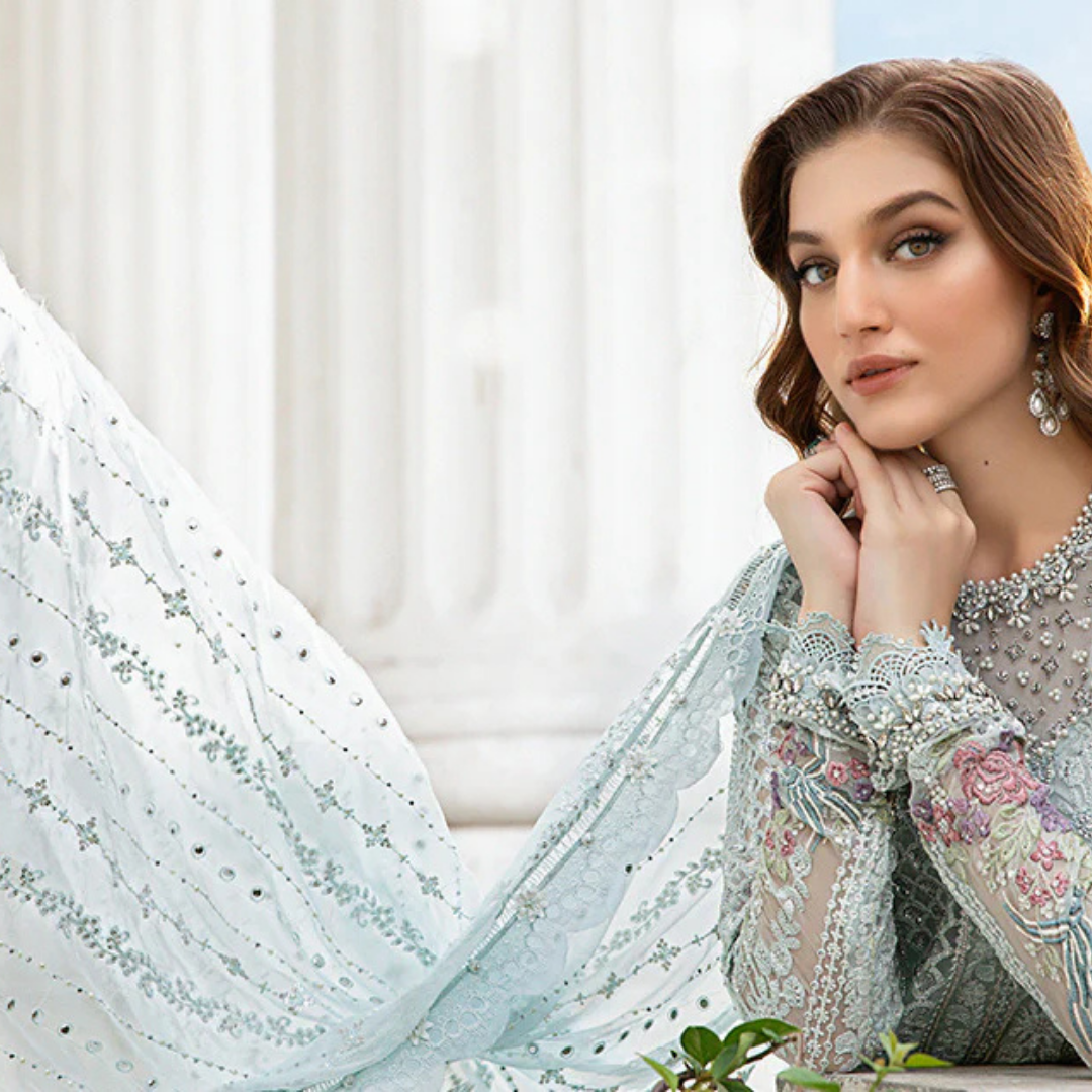 3 Piece- Sequins Chiffon Embroidered Suit-ZE979043